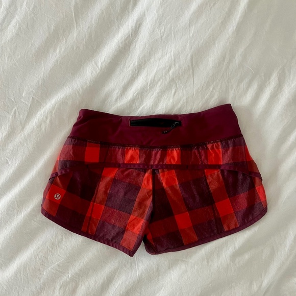 Lululemon  'Speed Up' running shorts Size 4 - Picture 3 of 9